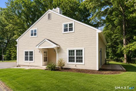 33 Tabshey Court Wethersfield CT 06109