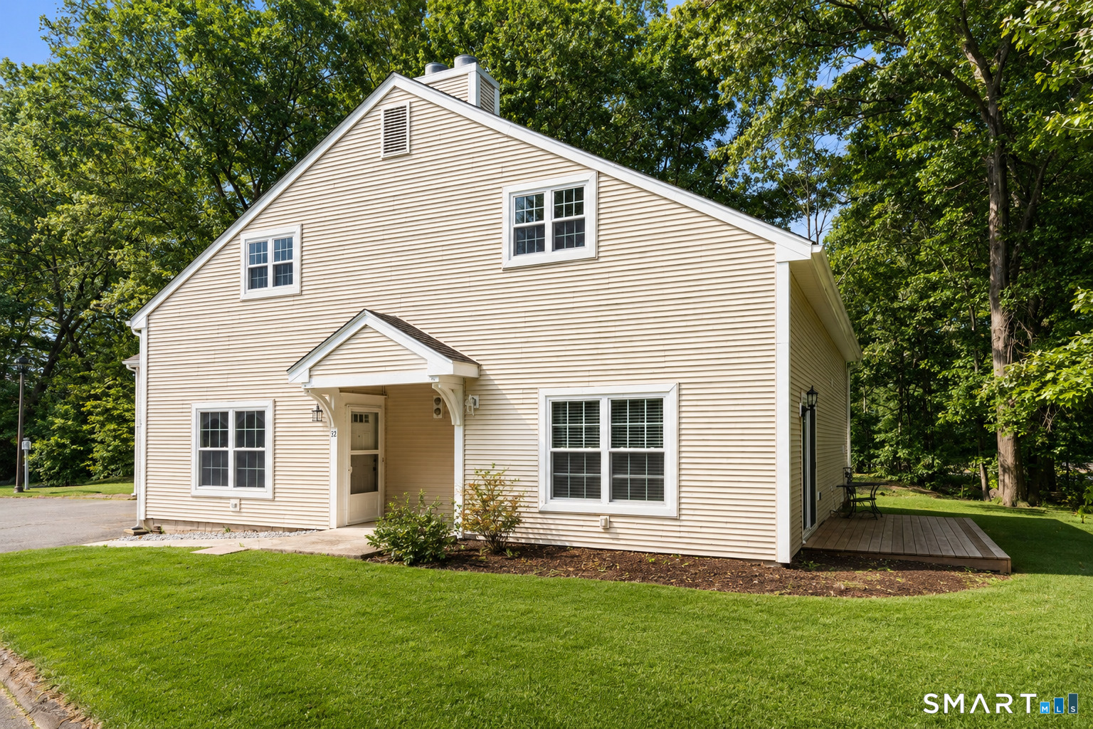 33 Tabshey Court Wethersfield CT 06109