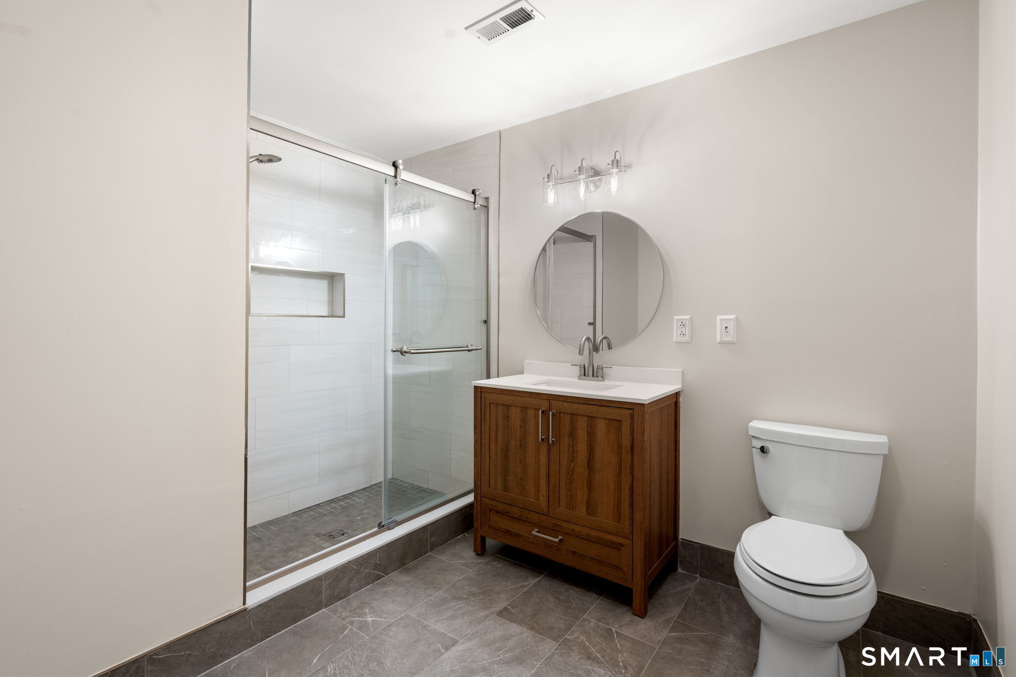33 Tabshey Court Wethersfield CT 06109