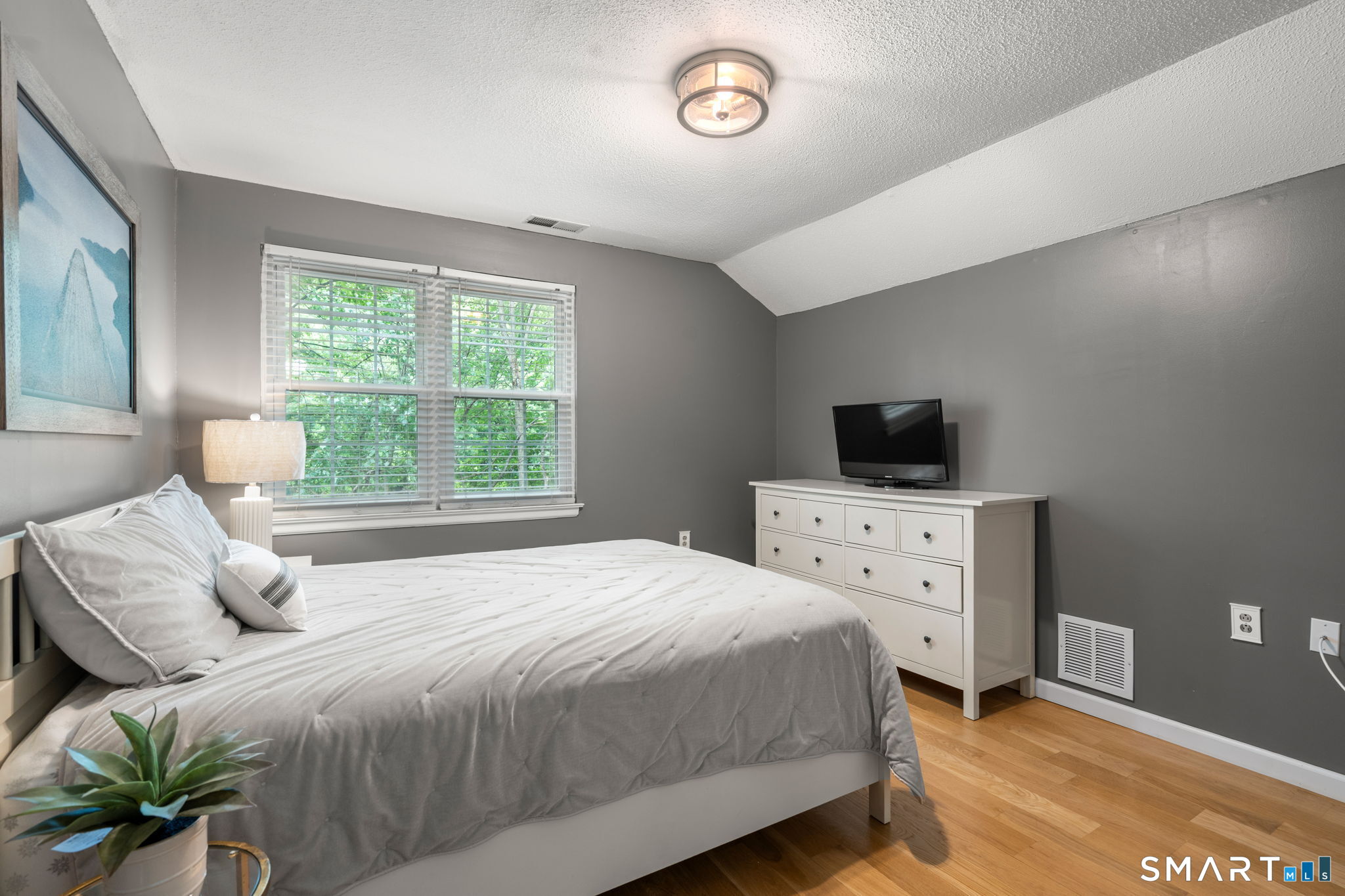 33 Tabshey Court Wethersfield CT 06109