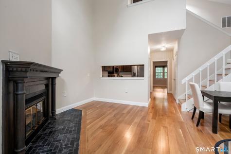 33 Tabshey Court Wethersfield CT 06109