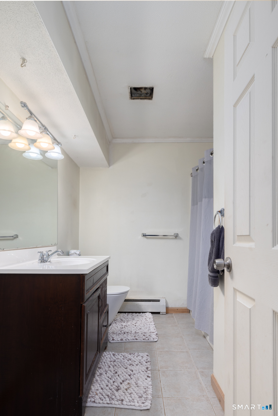 218 Oakville Avenue Waterbury CT 06708