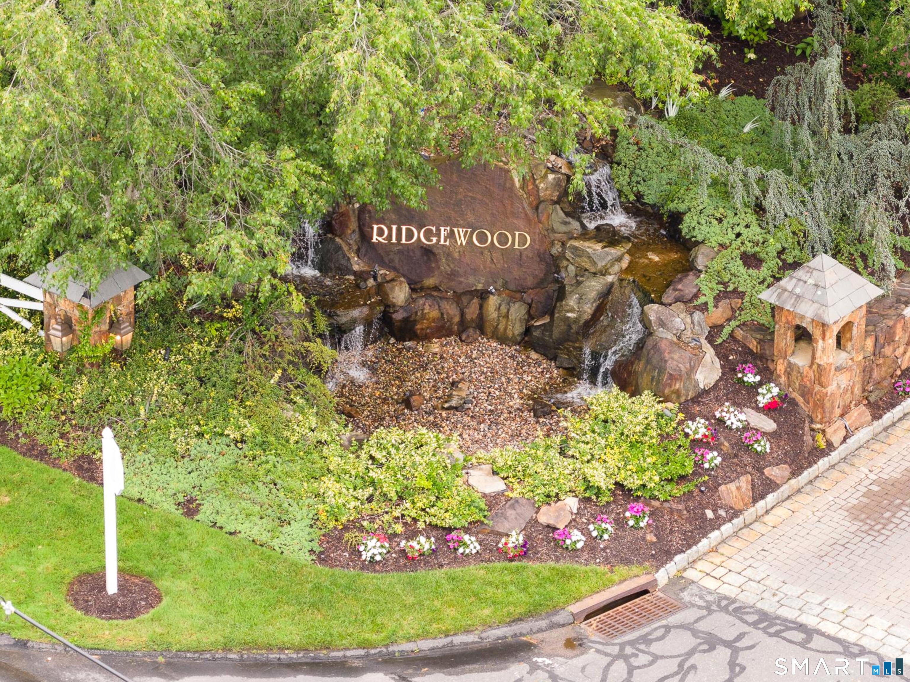 10 Ridgewood Drive Middlebury CT 06762