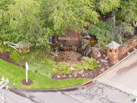 10 Ridgewood Drive Middlebury CT 06762