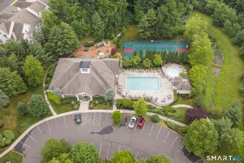 10 Ridgewood Drive Middlebury CT 06762