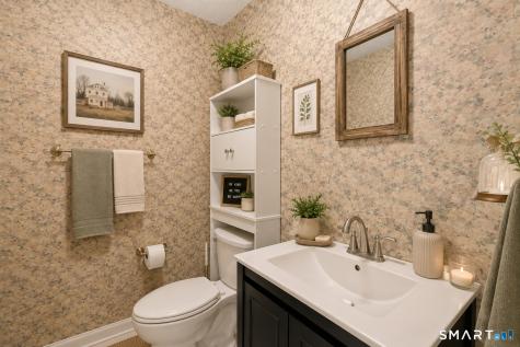 165 Foxboro Drive Newington CT 06111