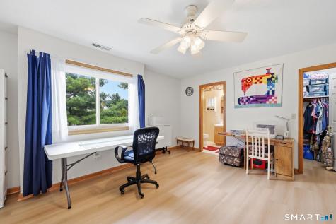 165 Foxboro Drive Newington CT 06111