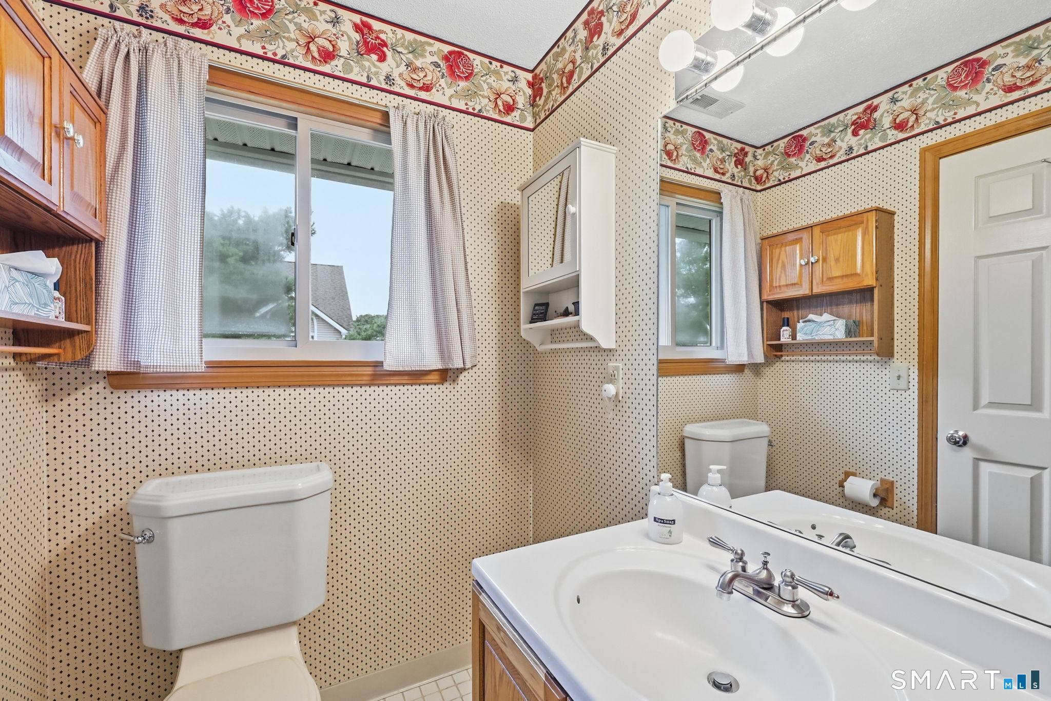 165 Foxboro Drive Newington CT 06111