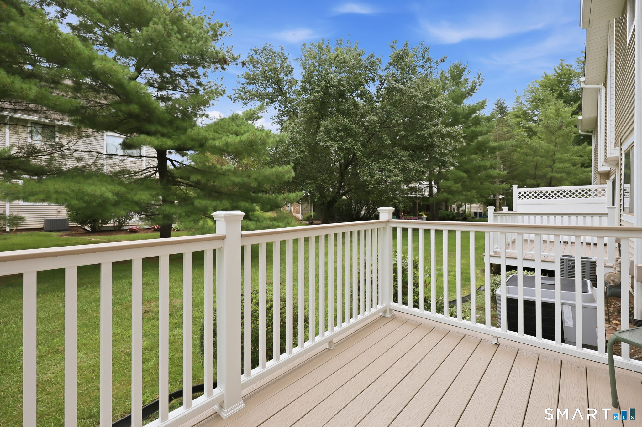 165 Foxboro Drive Newington CT 06111