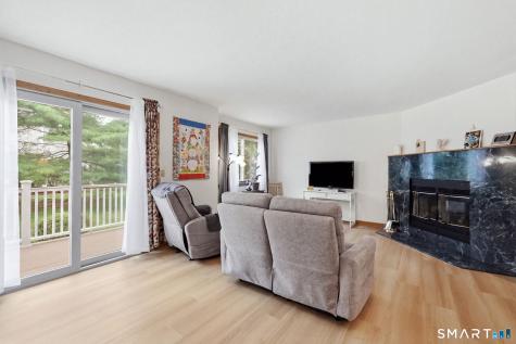 165 Foxboro Drive Newington CT 06111