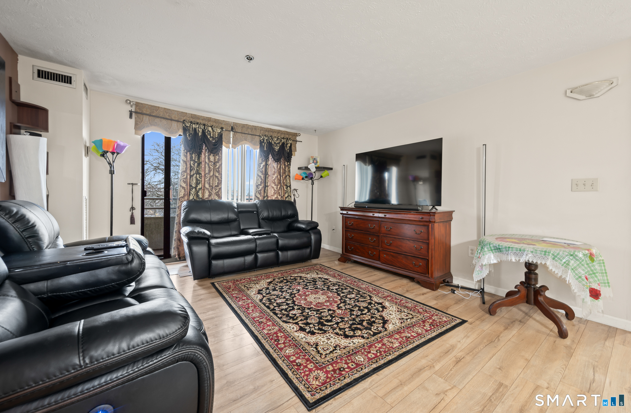 111 Dekoven Drive Middletown CT 06457