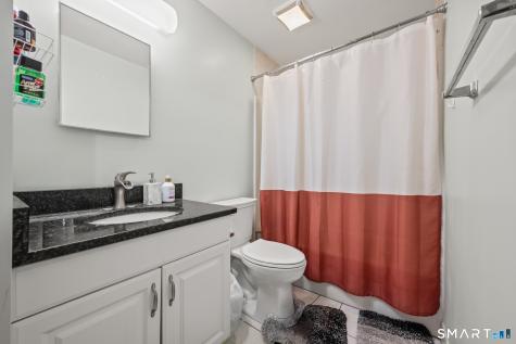 111 Dekoven Drive Middletown CT 06457