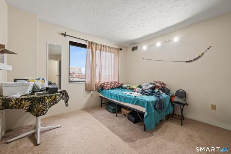 111 Dekoven Drive Middletown CT 06457