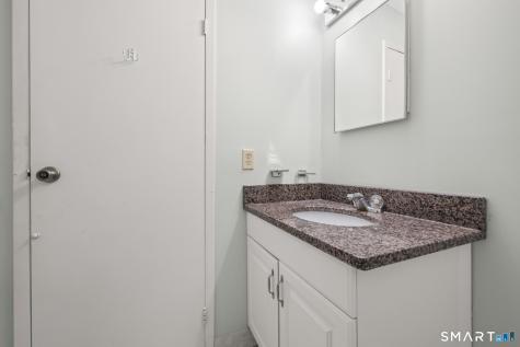 111 Dekoven Drive Middletown CT 06457