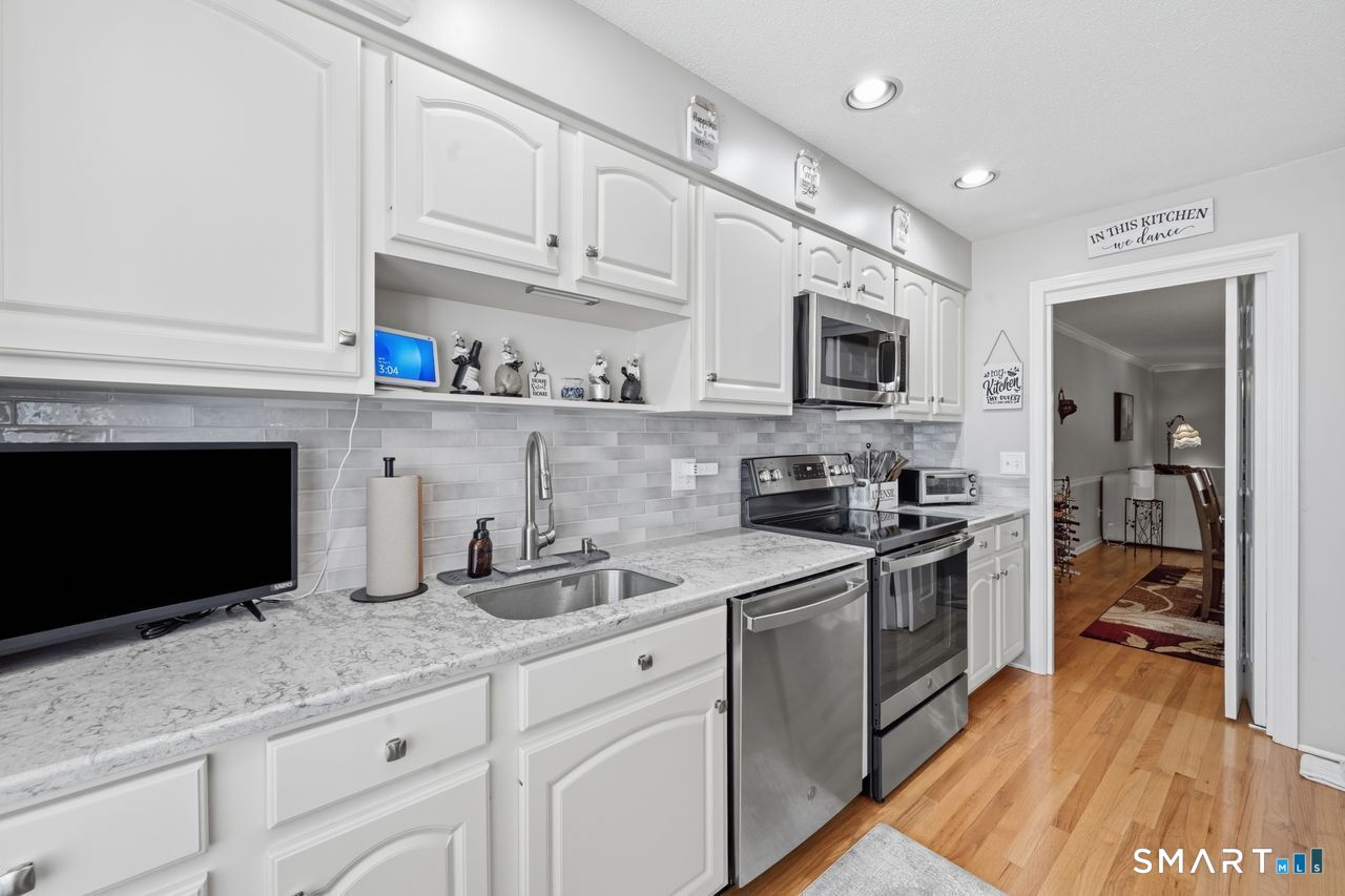 113 Tunxis Village Farmington CT 06032