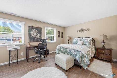 113 Tunxis Village Farmington CT 06032