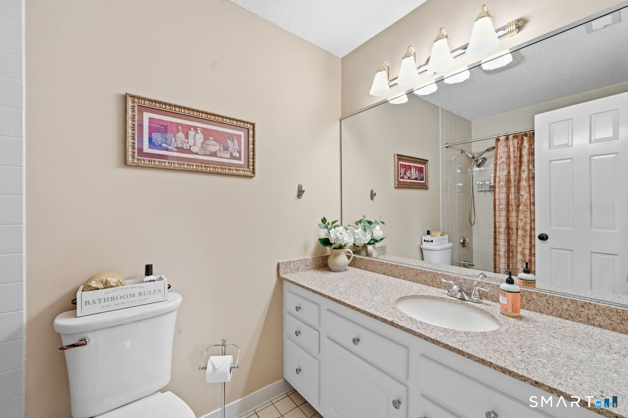 113 Tunxis Village Farmington CT 06032