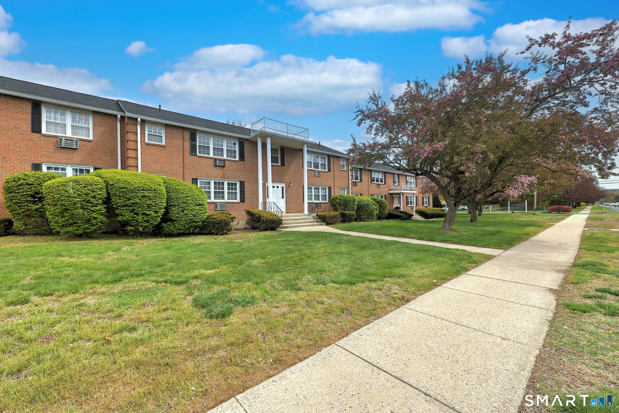 1254 Farmington Avenue Farmington CT 06032