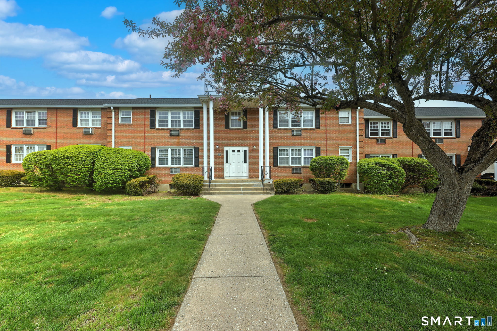1254 Farmington Avenue Farmington CT 06032