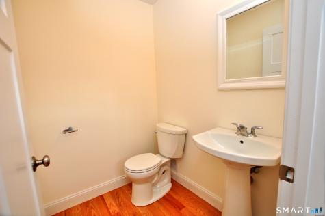 707 Old Village Circle Windsor CT 06095