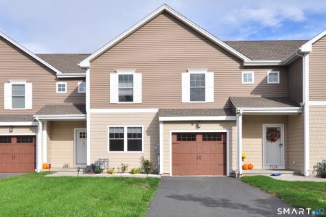 707 Old Village Circle Windsor CT 06095
