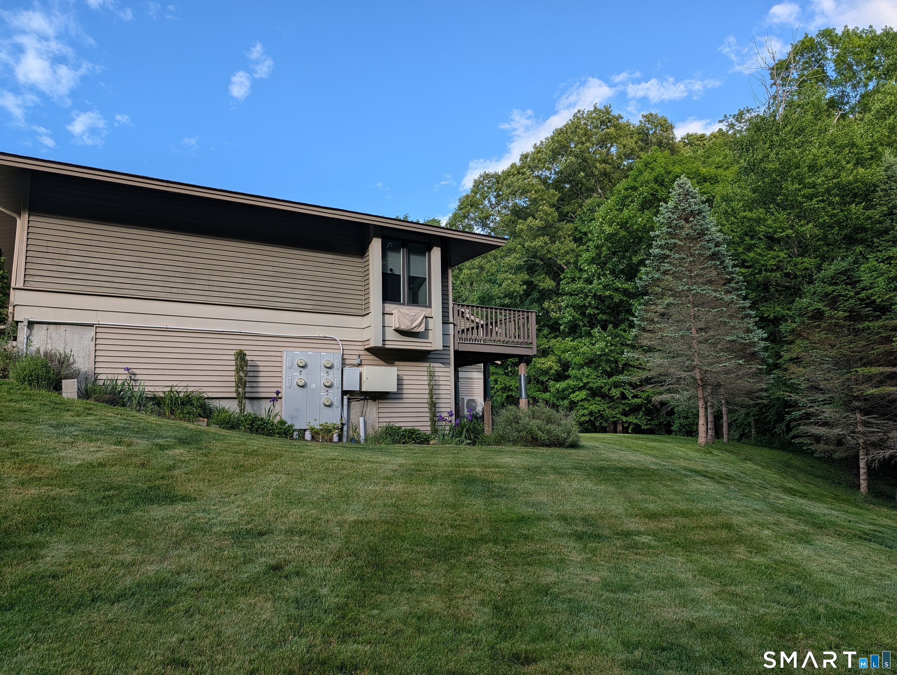 9 Sycamore Drive Mansfield CT 06268