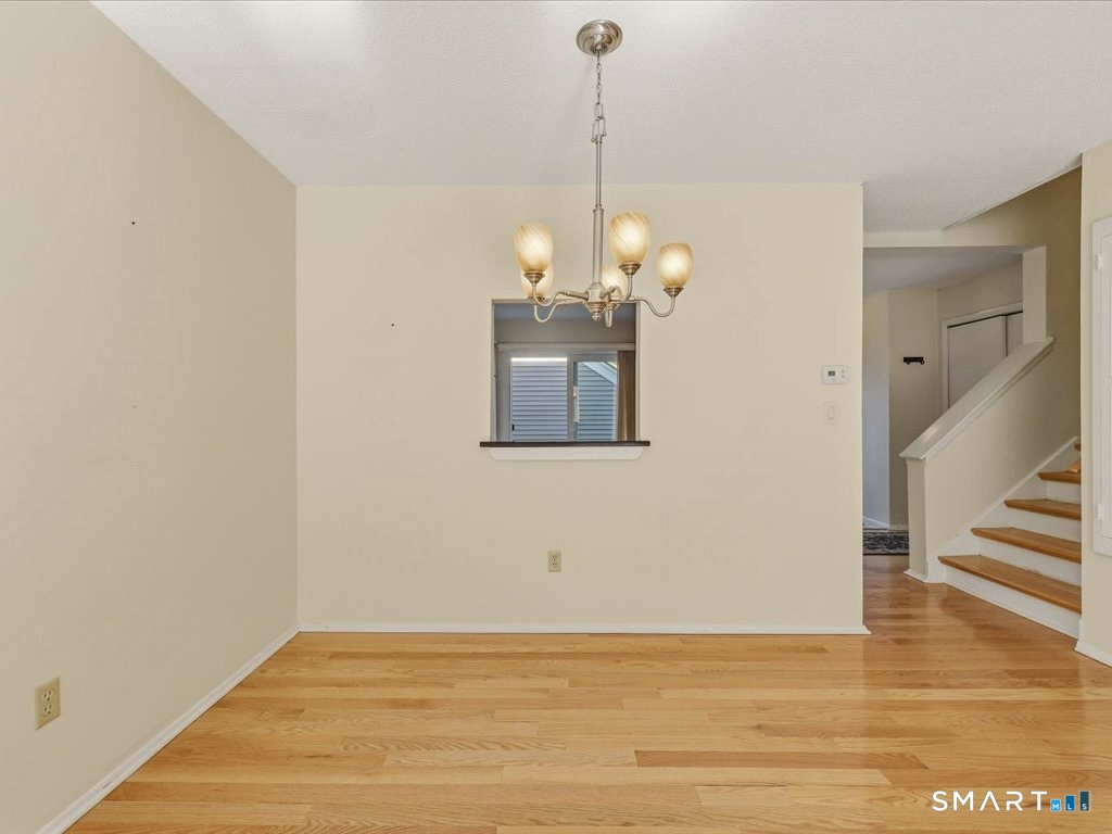 32 Jerimoth Drive Branford CT 06405