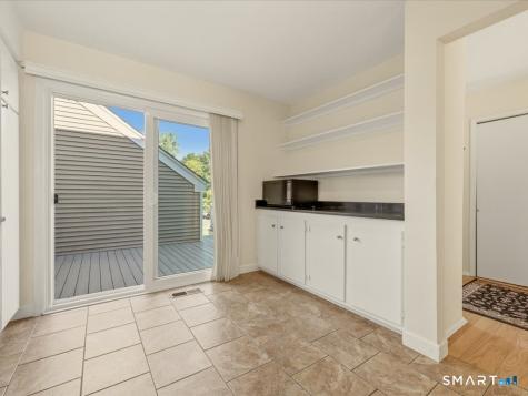 32 Jerimoth Drive Branford CT 06405
