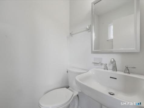 32 Jerimoth Drive Branford CT 06405