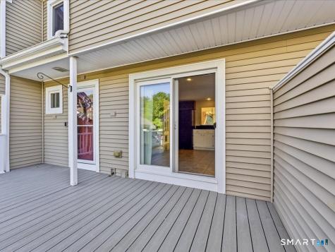32 Jerimoth Drive Branford CT 06405
