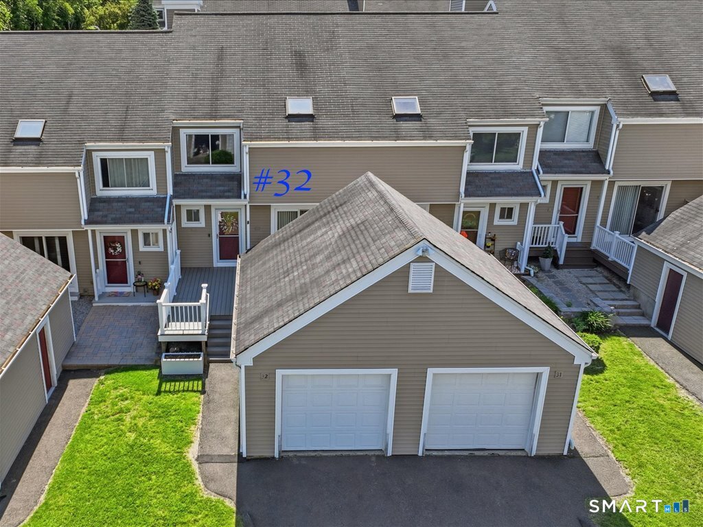 32 Jerimoth Drive Branford CT 06405