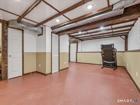 32 Jerimoth Drive Branford CT 06405