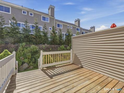 32 Jerimoth Drive Branford CT 06405