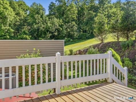 32 Jerimoth Drive Branford CT 06405