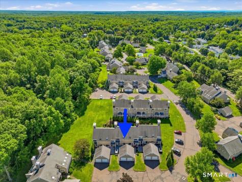 32 Jerimoth Drive Branford CT 06405