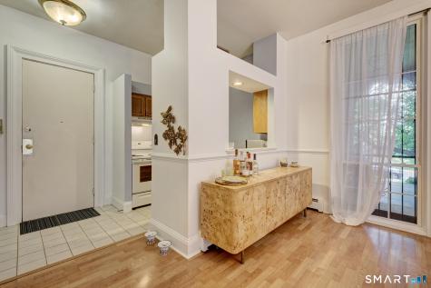 33 Charter Oak Place Hartford CT 06106