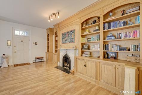 33 Charter Oak Place Hartford CT 06106