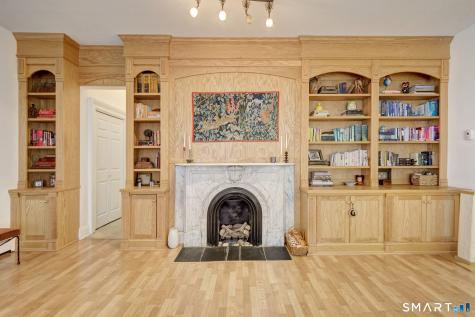 33 Charter Oak Place Hartford CT 06106