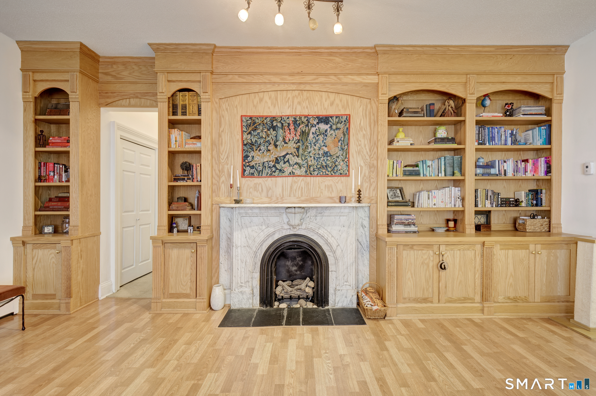 33 Charter Oak Place Hartford CT 06106