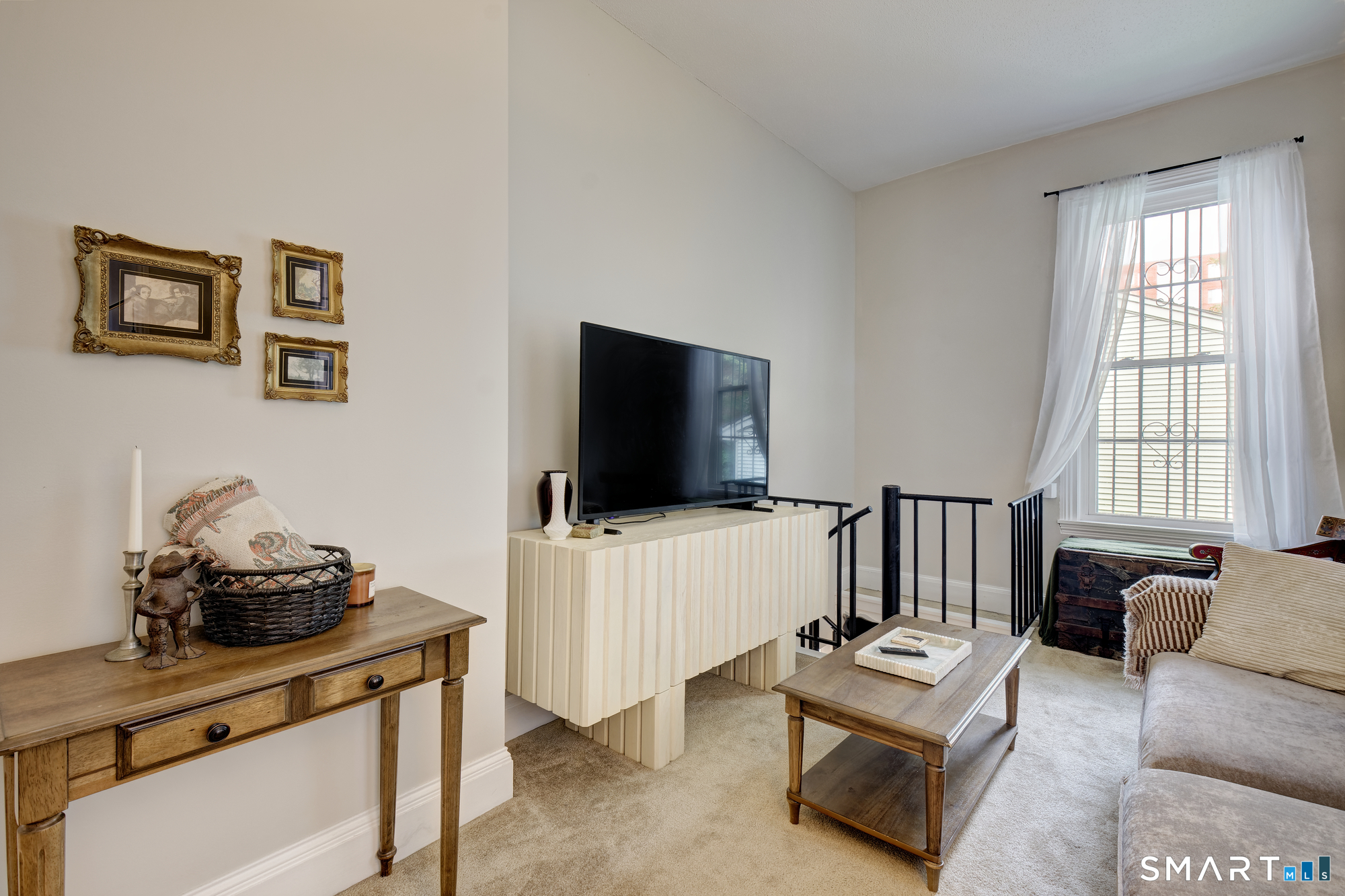 33 Charter Oak Place Hartford CT 06106