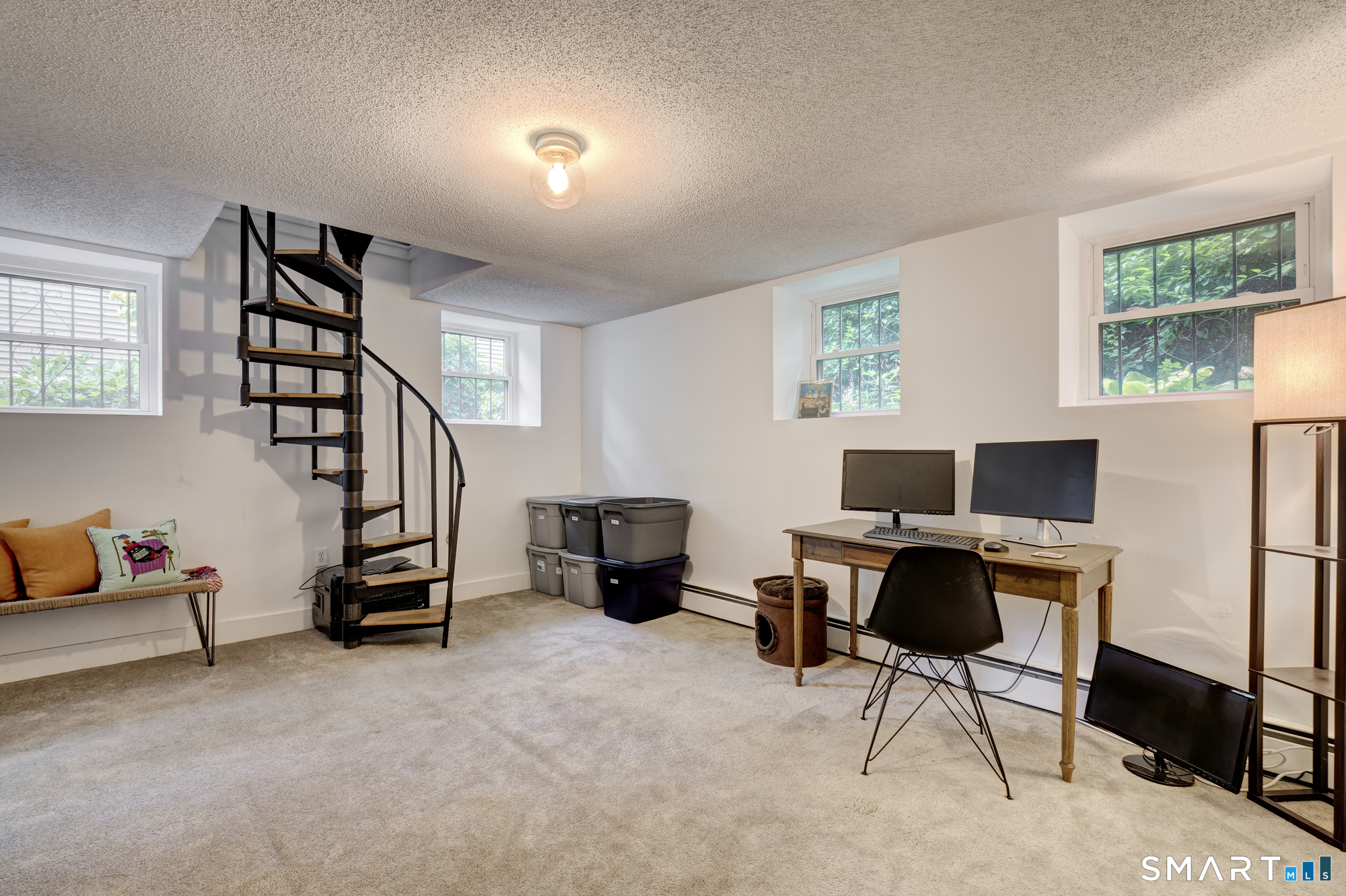 33 Charter Oak Place Hartford CT 06106