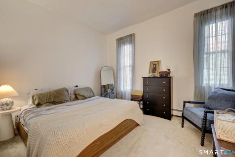 33 Charter Oak Place Hartford CT 06106