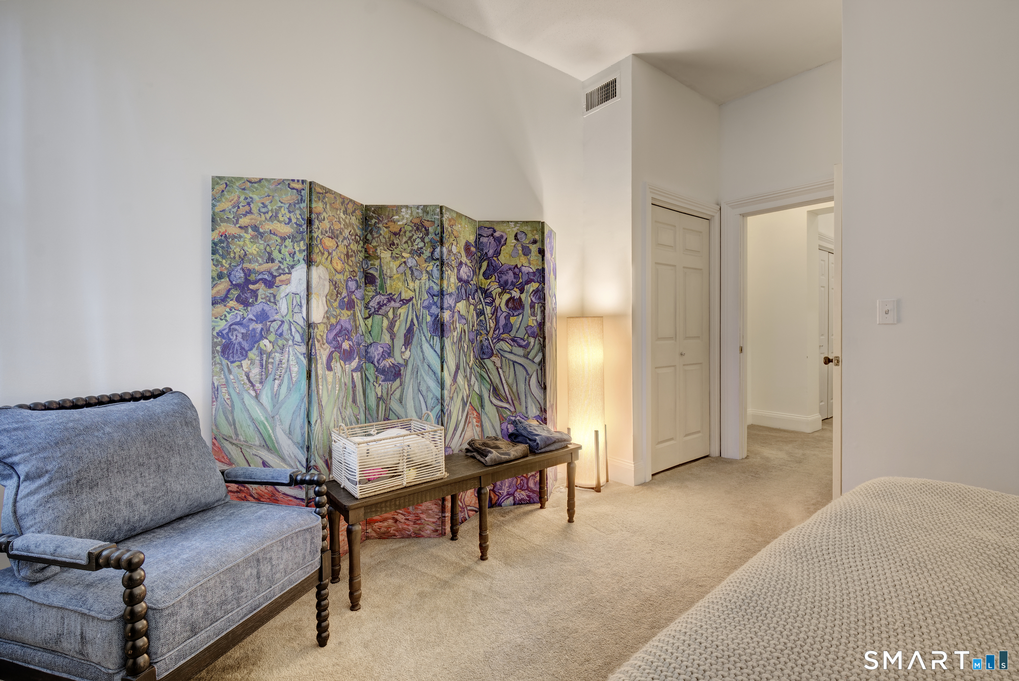 33 Charter Oak Place Hartford CT 06106