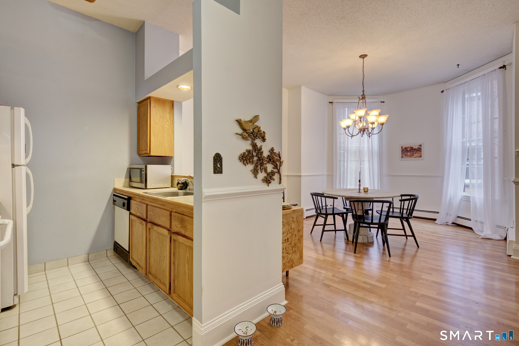 33 Charter Oak Place Hartford CT 06106
