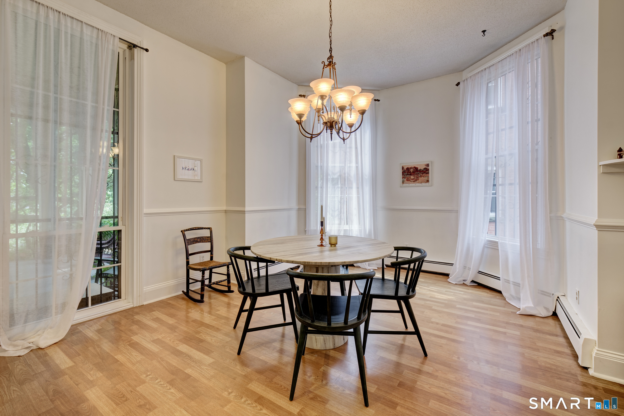 33 Charter Oak Place Hartford CT 06106