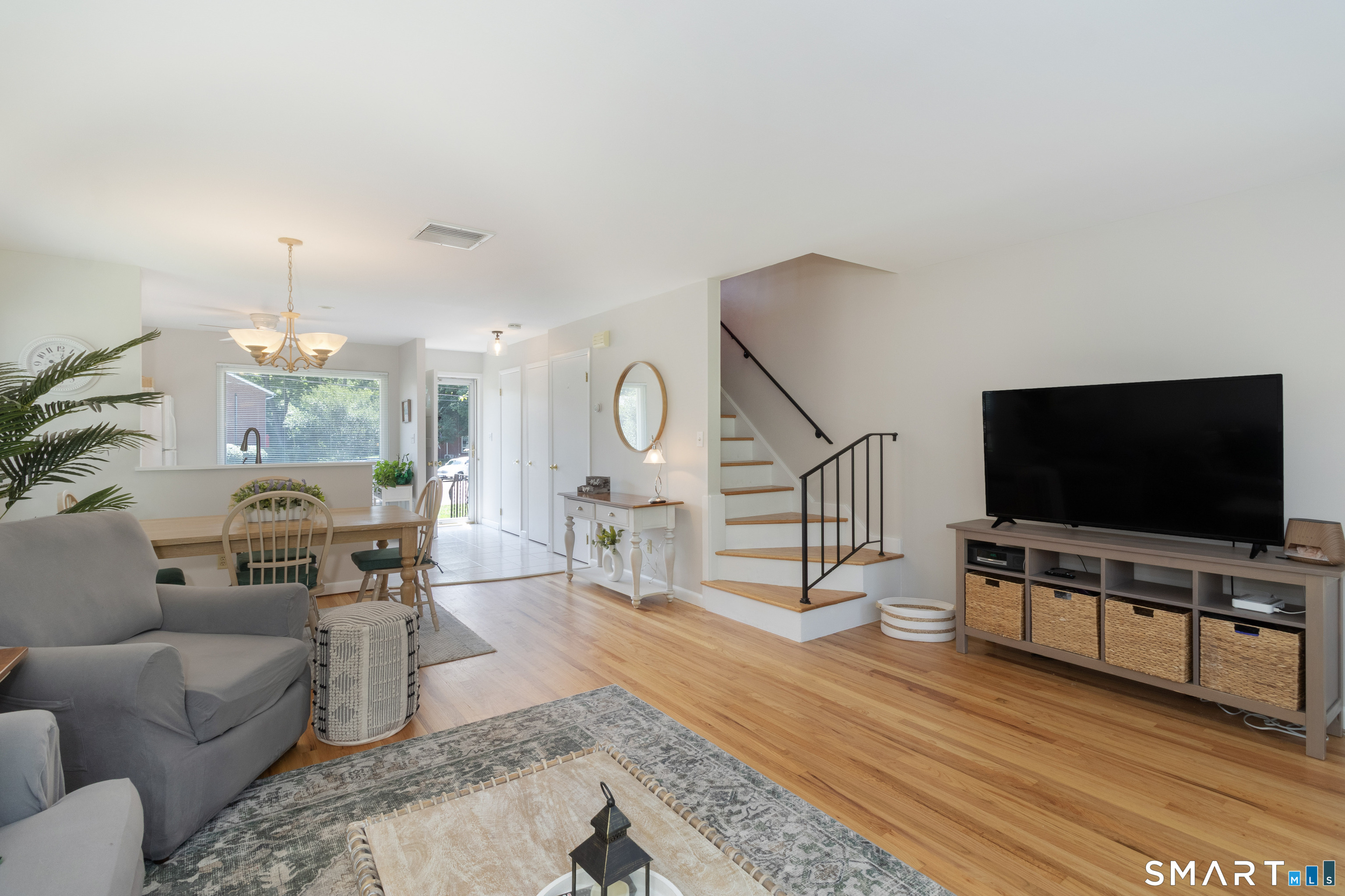 113 Centerbrook Road Hamden CT 06518