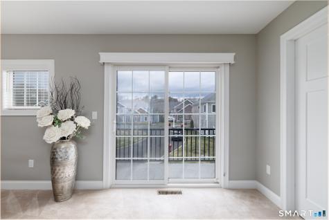 13 Yorkshire Court Farmington CT 06032