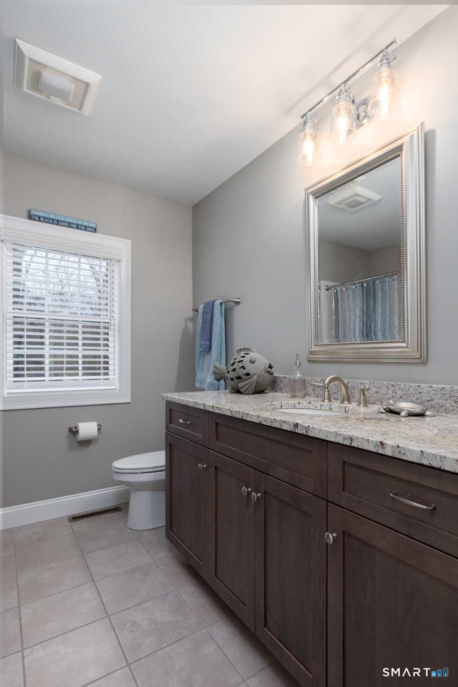 13 Yorkshire Court Farmington CT 06032