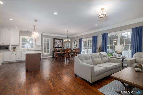 13 Yorkshire Court Farmington CT 06032