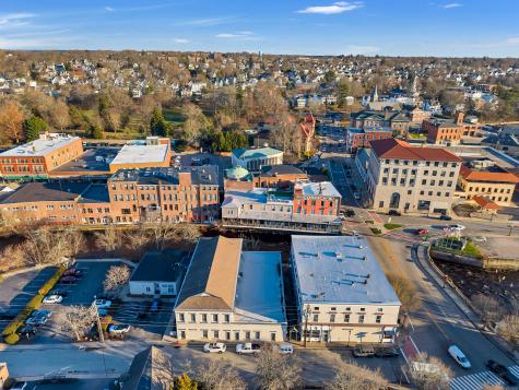 4 Coggswell Street Stonington CT 06379